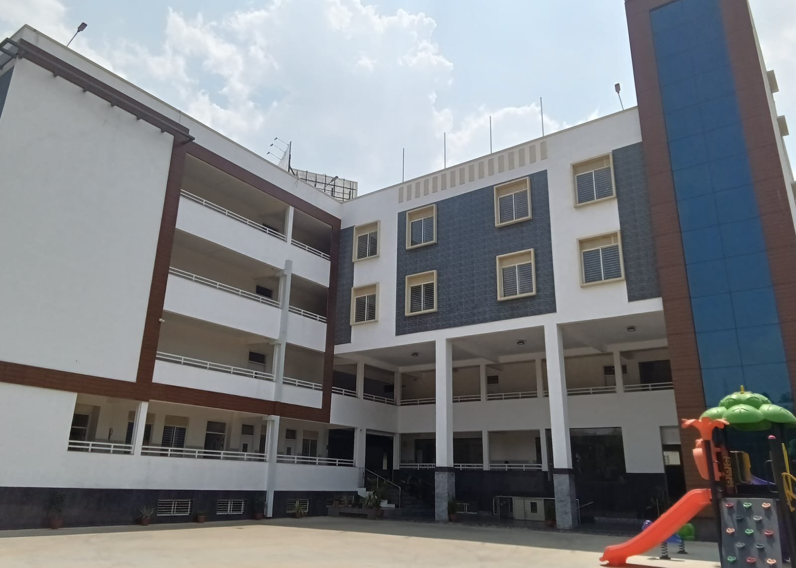 WhatsApp Image 2025-12-18 at 3.03.29 PM